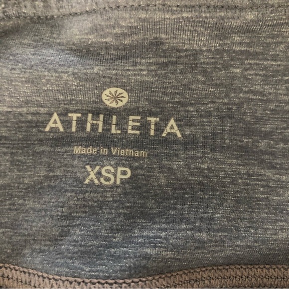 Athleta Capris SZ XS - Picture 2 of 9